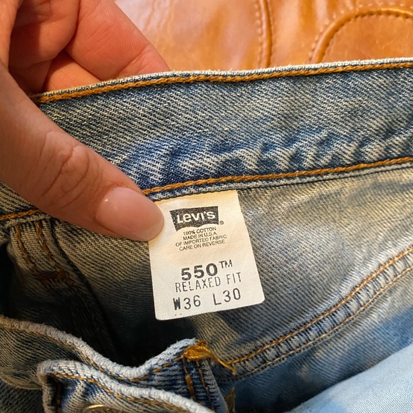 Vintage Levi Distressed Shorts - Picture 5 of 10